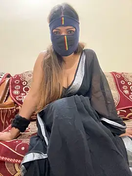 HoneyBearCpl online show from February 10, 4:47 pm