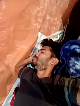 Roni1028 online show from December 30, 1:58 pm