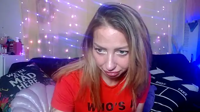 Snapshot of megansweetfromthevalley chatting on August 10, 3:21 am megansweetfromthevalley online show from August 10, 3:21 am