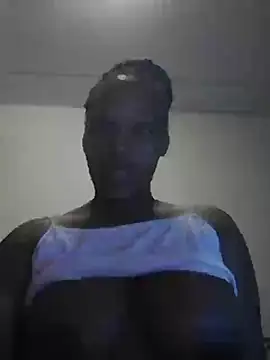 Snapshot of wet_Lips_x_x chatting on January 5, 10:40 pm wet Lips x x online show from January 5, 10:40 pm