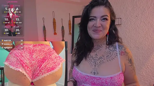 Snapshot of poisson_ivy chatting on March 3, 7:10 am poisson ivy online show from March 3, 7:10 am