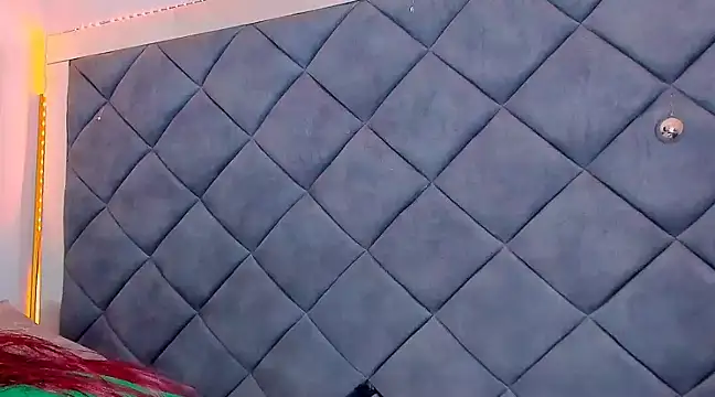 Nellyhills online show from January 31, 4:36 am