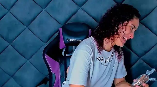 Nellyhills online show from February 7, 10:52 pm