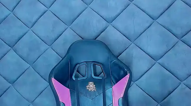 Nellyhills online show from February 8, 3:42 pm