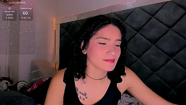 Nellyhills online show from October 22, 11:43 am