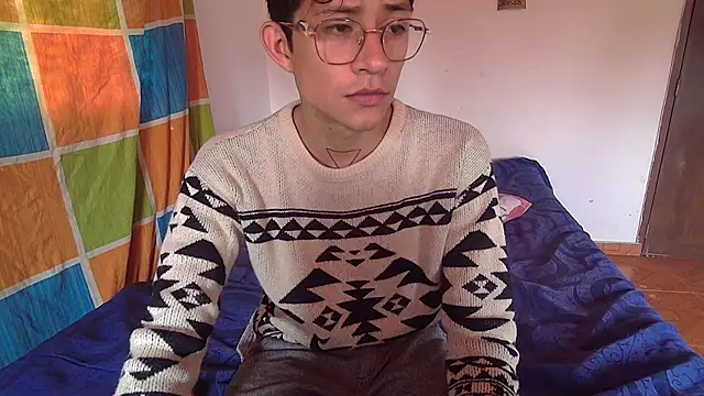 Snapshot of Sweet_c4mer0n chatting on October 28, 3:04 pm Sweet c4mer0n online show from October 28, 3:04 pm