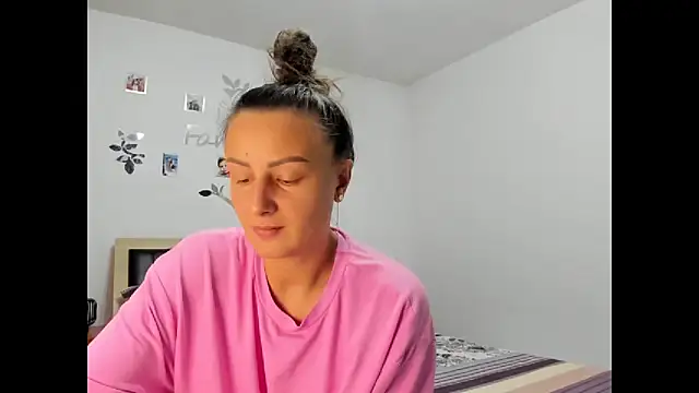 AudreyJoy online show from September 26, 11:36 am