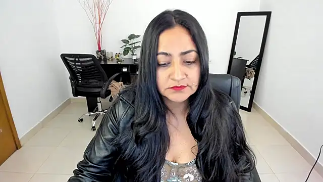 Snapshot of Adele_Sweett chatting on March 21, 1:45 pm Adele Sweett online show from March 21, 1:45 pm