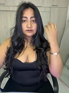 Adele Sweett online show from June 8, 10:37 am