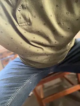 Snapshot of FrankJake99 chatting on October 20, 3:34 pm FrankJake99 online show from October 20, 3:34 pm