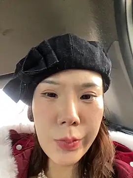 Snapshot of ChuChu1991 chatting on November 28, 5:43 am ChuChu1991 online show from November 28, 5:43 am