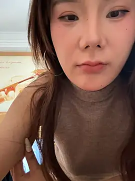 Snapshot of ChuChu1991 chatting on January 12, 6:40 am ChuChu1991 online show from January 12, 6:40 am