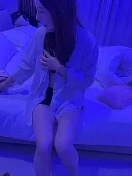 Snapshot of ChuChu1991 chatting on February 9, 10:08 am ChuChu1991 online show from February 9, 10:08 am