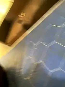 Snapshot of United3 chatting on November 29, 6:16 am United3 online show from November 29, 6:16 am