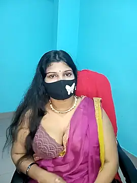 Snapshot of Hot-Angel_ chatting on December 24, 9:33 pm Hot-Angel online show from December 24, 9:33 pm