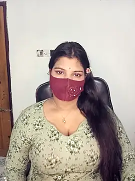 Snapshot of Hot-Angel_ chatting on November 25, 12:32 am Hot-Angel online show from November 25, 12:32 am