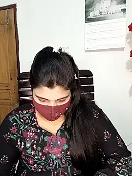 Snapshot of Hot-Angel_ chatting on February 13, 6:37 pm Hot-Angel online show from February 13, 6:37 pm