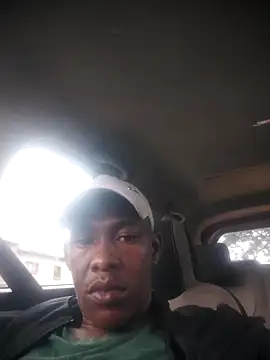 Snapshot of zuludog chatting on June 18, 9:58 am zuludog online show from June 18, 9:58 am
