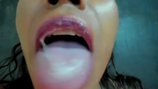 Snapshot of KamariaFyre chatting on January 26, 7:41 pm KamariaFyre online show from January 26, 7:41 pm