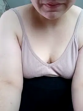 Snapshot of Miranda_Nancy chatting on November 20, 9:20 am Miranda Nancy online show from November 20, 9:20 am