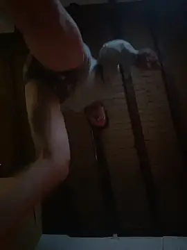 Snapshot of zenzero87 chatting on October 30, 1:18 am zenzero87 online show from October 30, 1:18 am