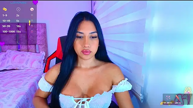 Snapshot of sexysaradoll chatting on September 24, 4:54 pm sexysaradoll online show from September 24, 4:54 pm