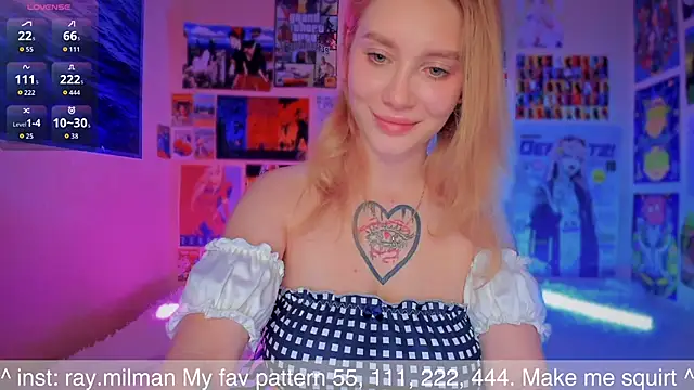 Snapshot of AliceMilman chatting on September 18, 6:37 am AliceMilman online show from September 18, 6:37 am