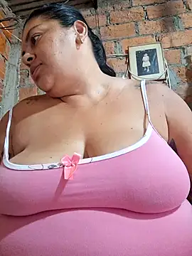 Snapshot of chubby_sexy_big_tits chatting on March 12, 2:01 pm chubby sexy big tits online show from March 12, 2:01 pm