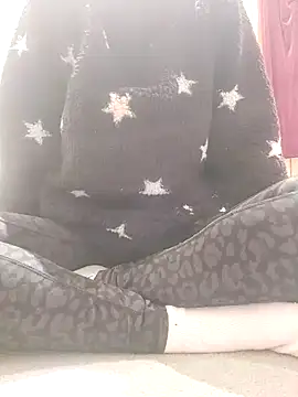 houy111111 online show from December 4, 11:19 am