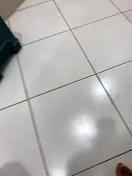 Lahcene online show from November 17, 4:57 pm