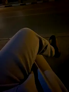 Lahcene online show from November 28, 8:33 pm