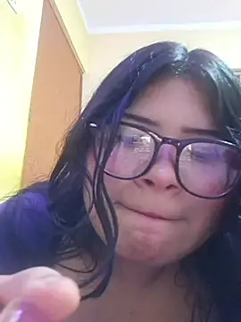 CANELA 9911 online show from February 3, 6:40 am