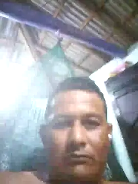 Snapshot of Feli230990 chatting on February 12, 5:26 am Feli230990 online show from February 12, 5:26 am