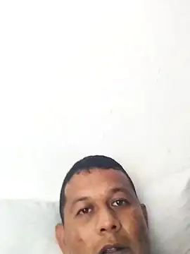 Snapshot of Feli230990 chatting on March 7, 11:05 pm Feli230990 online show from March 7, 11:05 pm