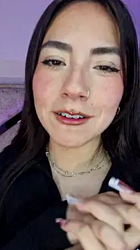 Snapshot of Melody_04 chatting on March 20, 8:42 am Melody 04 online show from March 20, 8:42 am