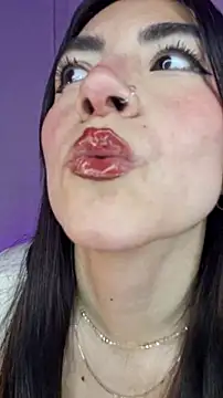 Snapshot of Melody_04 chatting on March 22, 9:24 am Melody 04 online show from March 22, 9:24 am