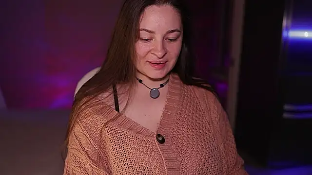 MissFreyaX online show from October 17, 7:05 pm