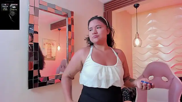 natasha adams22 online show from October 18, 12:57 am