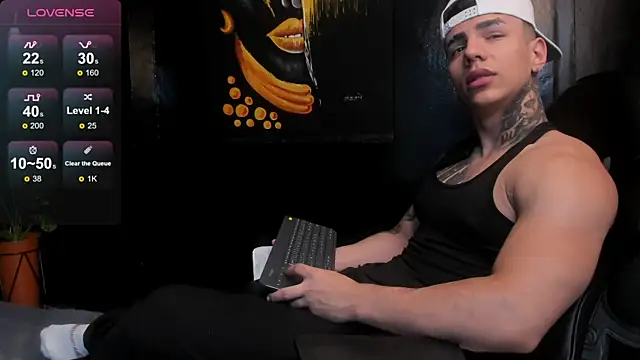 Snapshot of Flynn_Riider chatting on November 26, 5:47 pm Flynn Riider online show from November 26, 5:47 pm