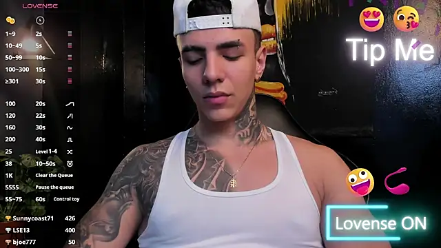 Flynn Riider online show from December 18, 5:19 pm