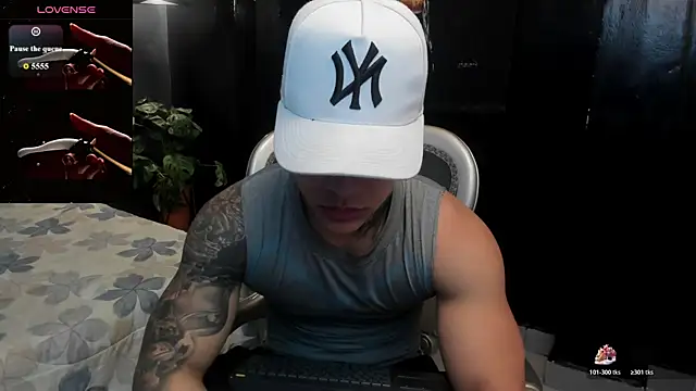 Flynn Riider online show from April 27, 5:22 pm