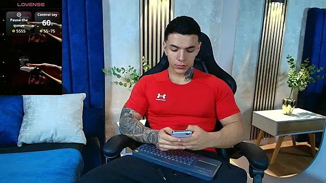Snapshot of Flynn_Riider chatting on July 19, 2:10 pm Flynn Riider online show from July 19, 2:10 pm