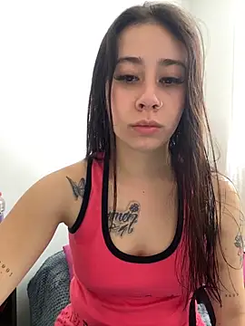 Snapshot of Zoee_t chatting on February 23, 8:44 pm Zoee t online show from February 23, 8:44 pm