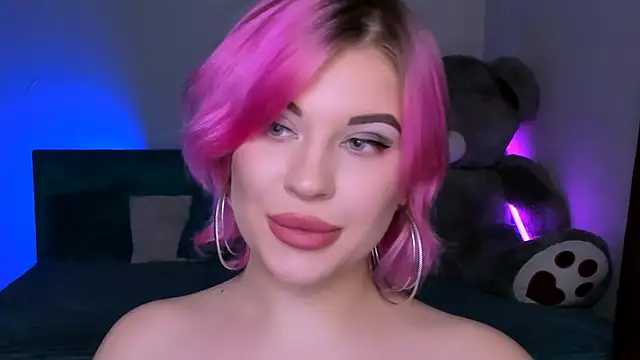 Snapshot of evaharve chatting on January 4, 12:37 am evaharve online show from January 4, 12:37 am