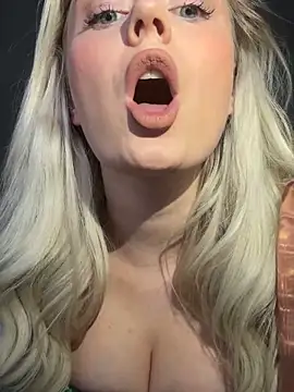 CherryEmmy online show from March 4, 5:56 pm