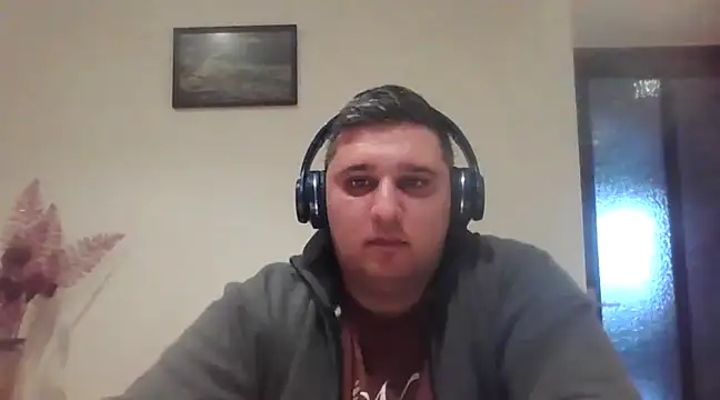 Snapshot of _revianzip1 chatting on December 20, 3:42 pm  revianzip1 online show from December 20, 3:42 pm