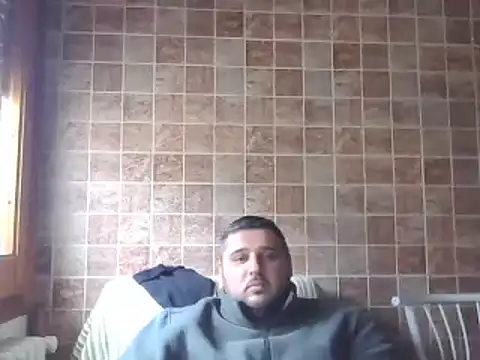 Snapshot of _revianzip1 chatting on March 6, 2:29 pm  revianzip1 online show from March 6, 2:29 pm