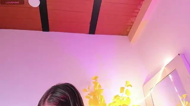 HaleyAmaya online show from June 7, 12:59 am