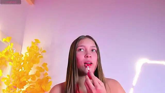 HaleyAmaya online show from June 10, 12:33 am