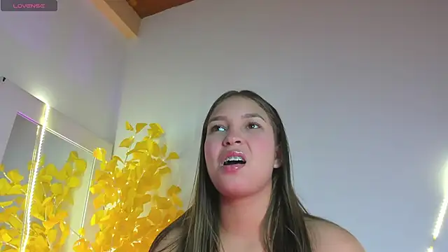 HaleyAmaya online show from June 12, 12:42 am